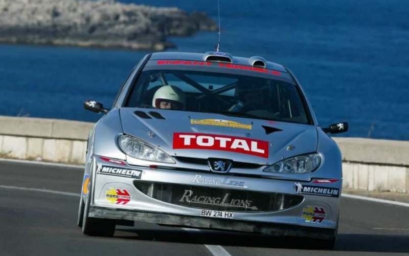Renato Travaglia con la Peugeot 206 WRC