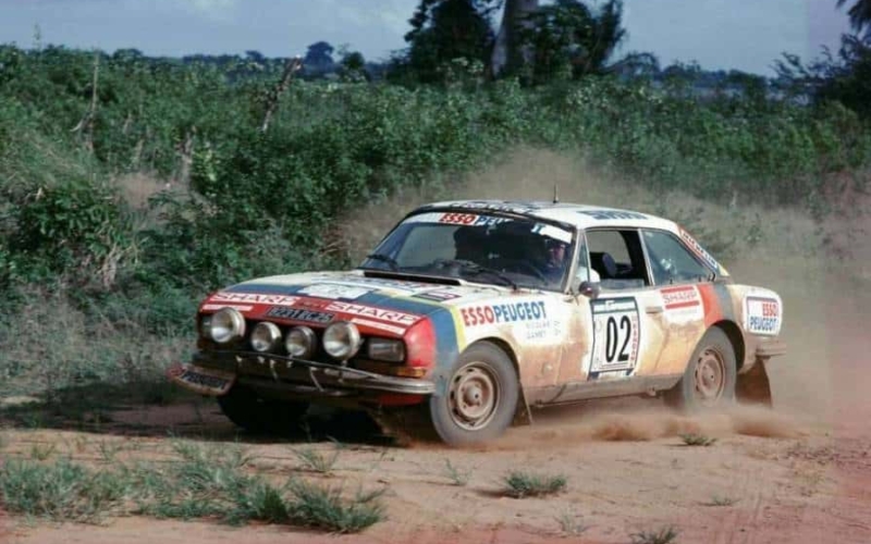La Peugeot 504 Coupé al Rally du Bandama 1978