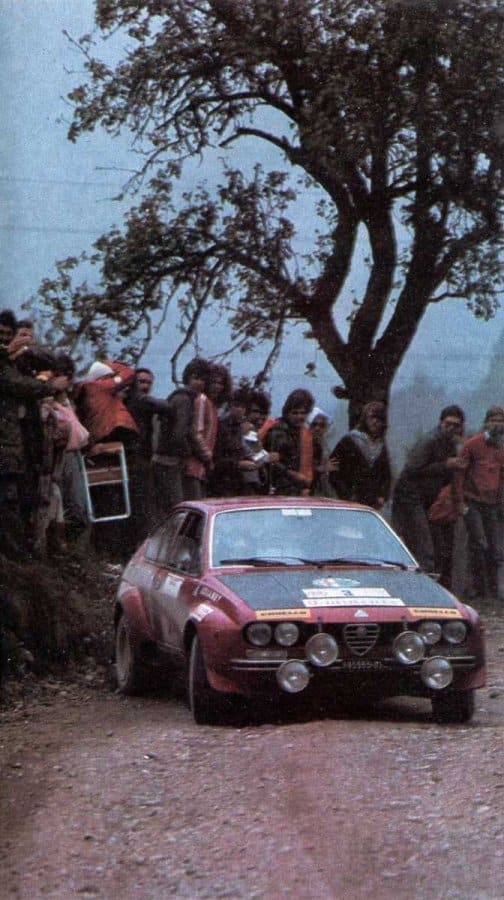 Jean-Claude Andruet con l'Alfa Romeo Alfetta GT al San Martino 1975