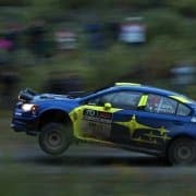 Oliver Solberg con la Subaru WRC STI impegnato in un rally