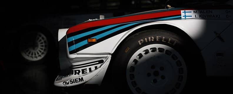 I colori del motorsport sono i colori Martini Racing