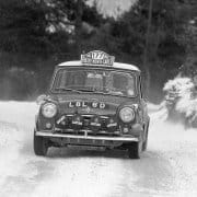Rauno Aaltonen con la Mini al Rally MonteCarlo